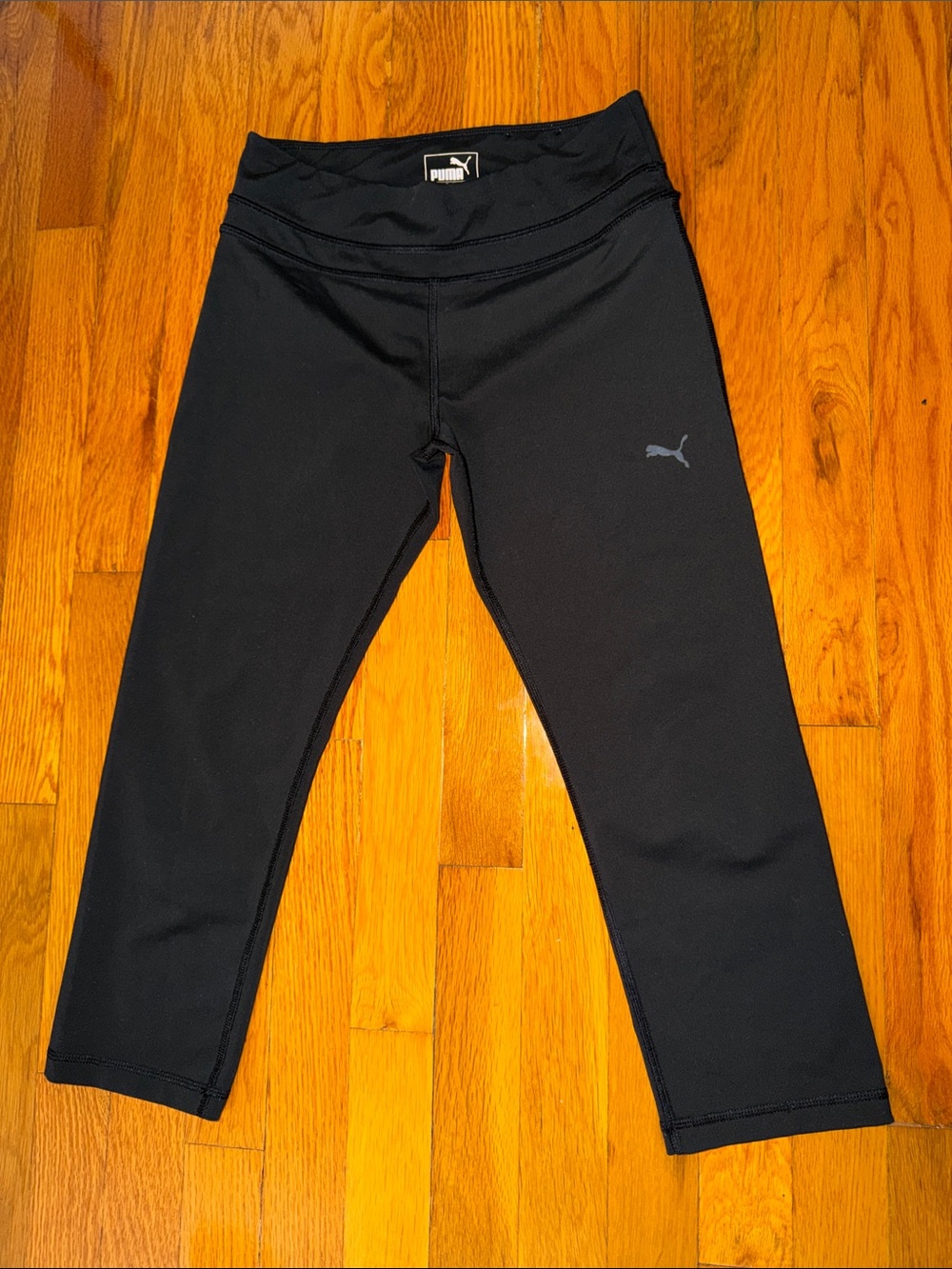Puma Black Women’s Cropped Leggings with Gray Puma Logo